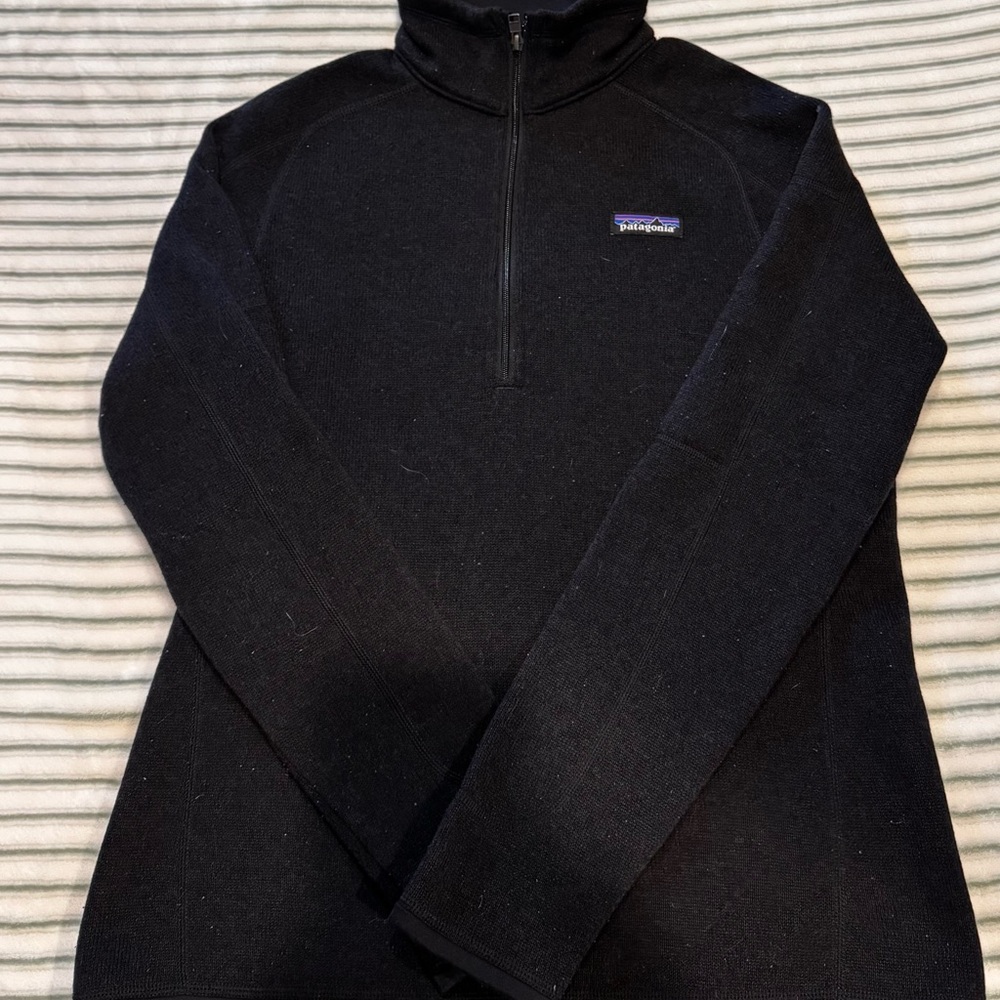 Patagonia Women's Charcoal ¼ Zip